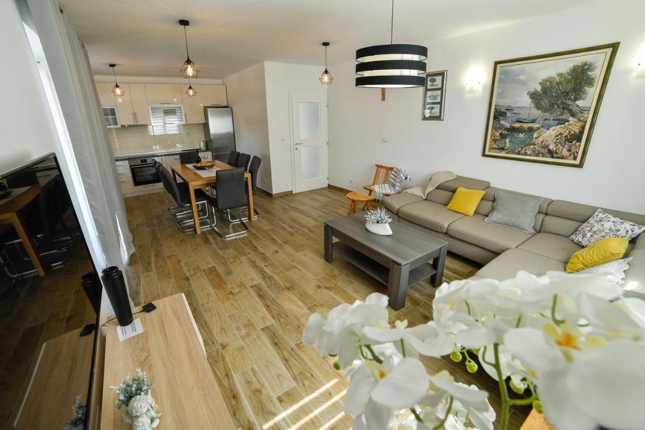 Holiday Home Mb Razanj Bagian luar foto