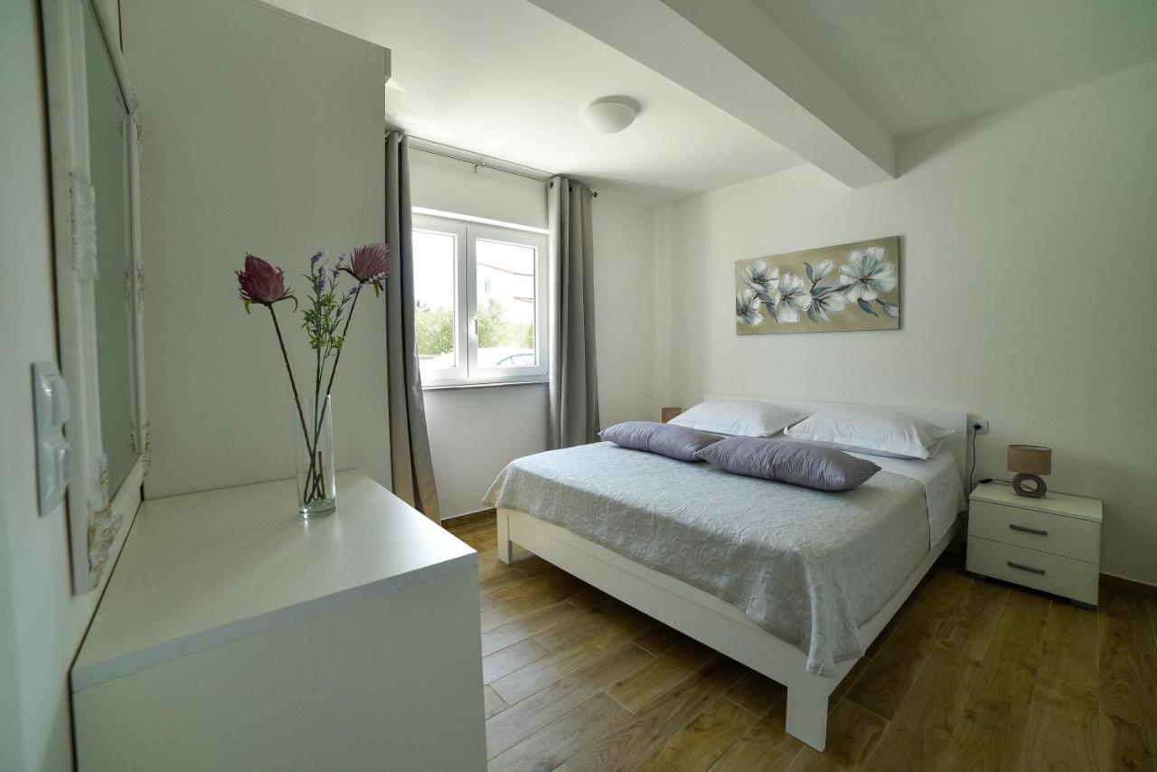 Holiday Home Mb Razanj Bagian luar foto