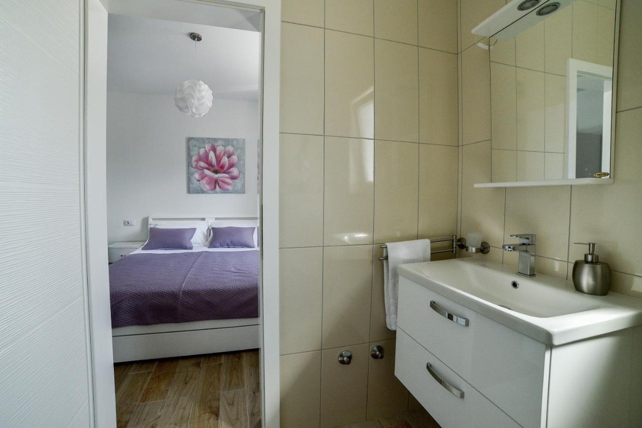 Holiday Home Mb Razanj Bagian luar foto