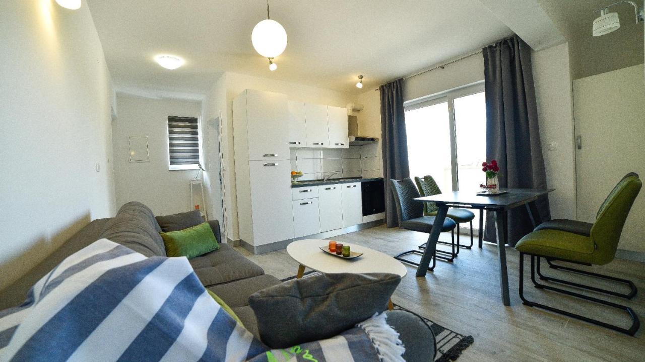 Holiday Home Mb Razanj Bagian luar foto