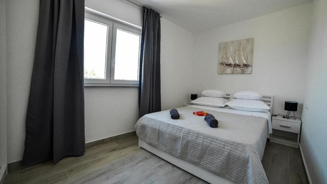 Holiday Home Mb Razanj Bagian luar foto
