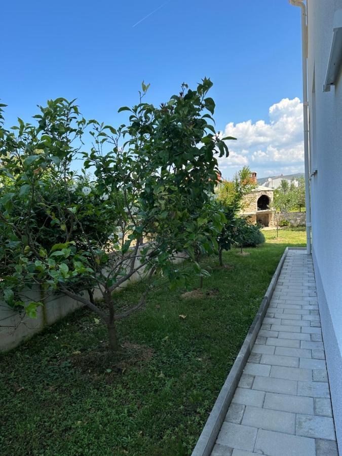 Holiday Home Mb Razanj Bagian luar foto