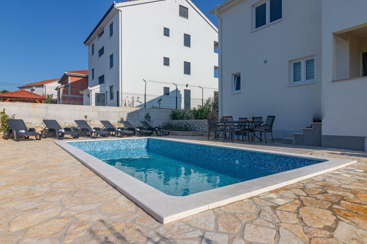 Holiday Home Mb Razanj Bagian luar foto